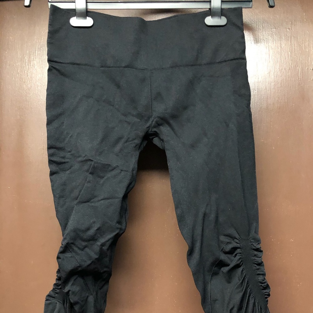 Elite tummy control rouched Capri leggings